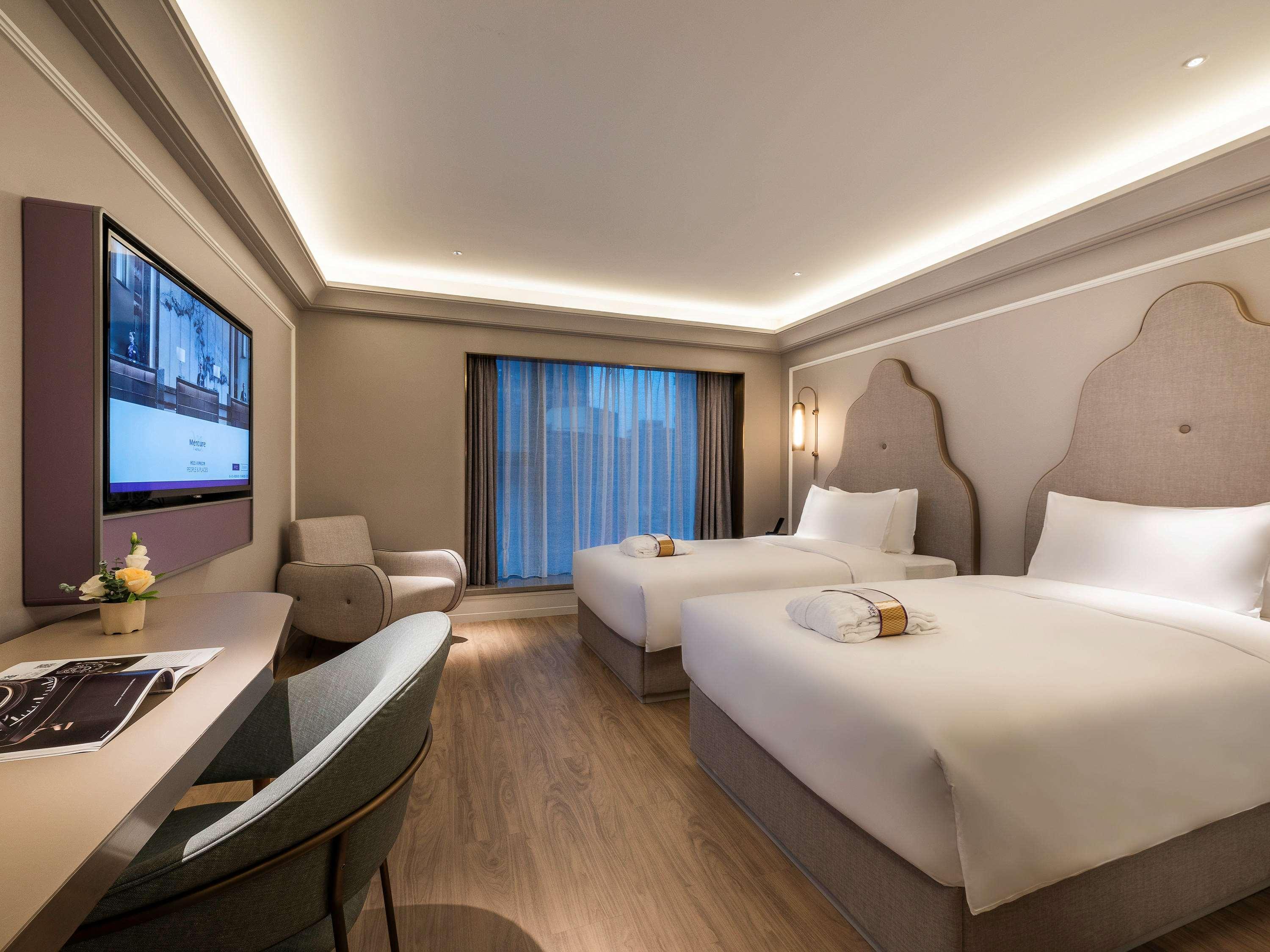 Mercure Chengdu Chunxi Экстерьер фото